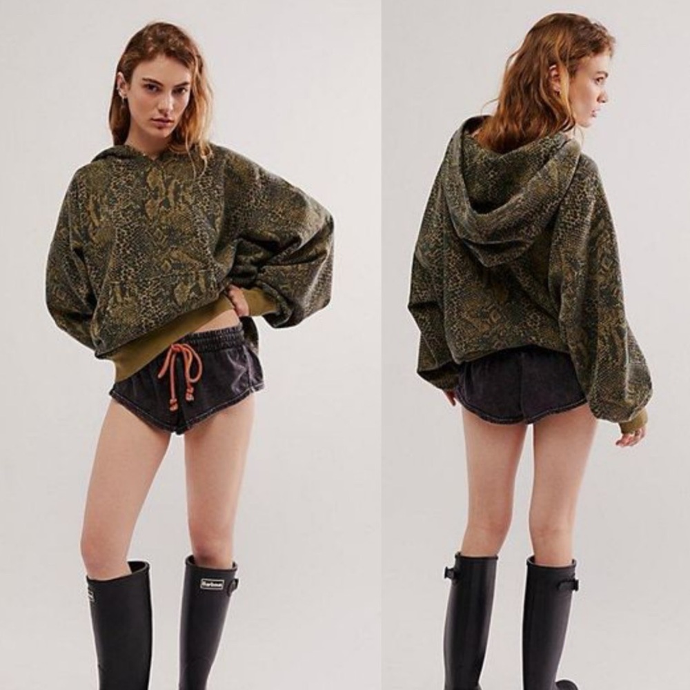 Free People We The Free It’s a Vibe Sweatshirt
